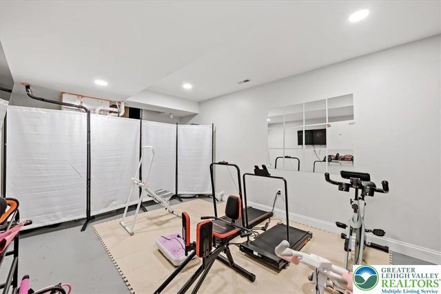 839 Lynnwood Street, Salisbury Twp, PA 18103