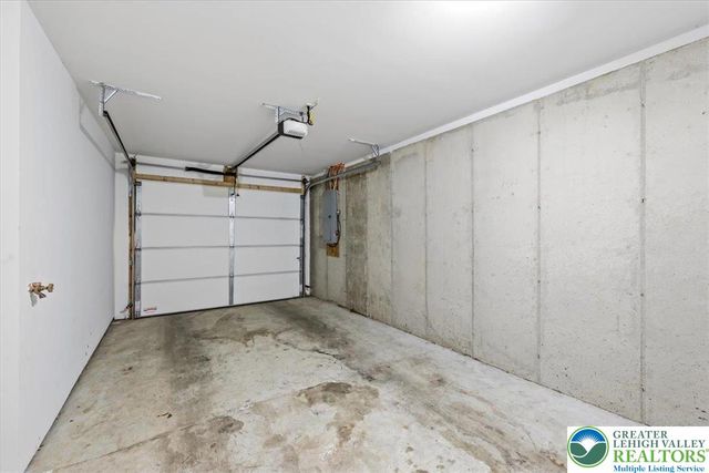 839 Lynnwood Street, Salisbury Twp, PA 18103