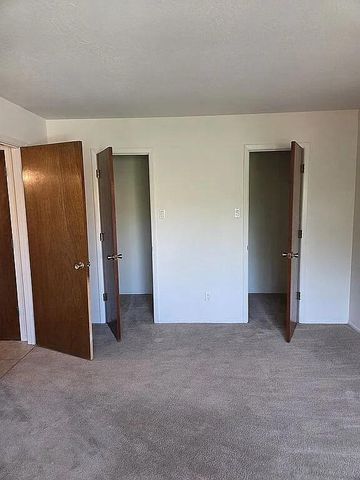 545 Berry Road NW, Albuquerque, NM 87107