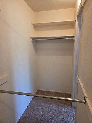 545 Berry Road NW, Albuquerque, NM 87107