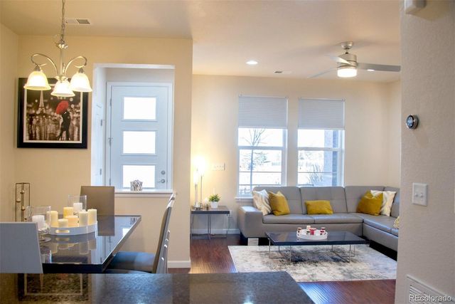 9072 E Caley Way, Englewood, CO 80111