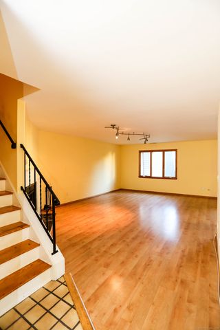 61 Seaview Avenue APT 51, Stamford, CT 06902