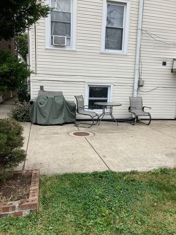 2239 S Central Avenue, Cicero, IL 60804