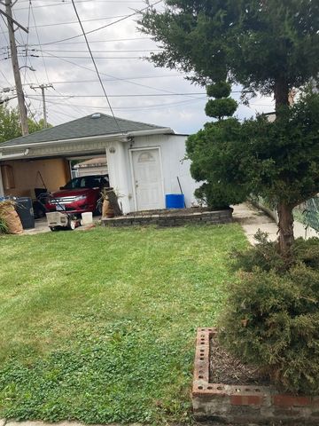 2239 S Central Avenue, Cicero, IL 60804