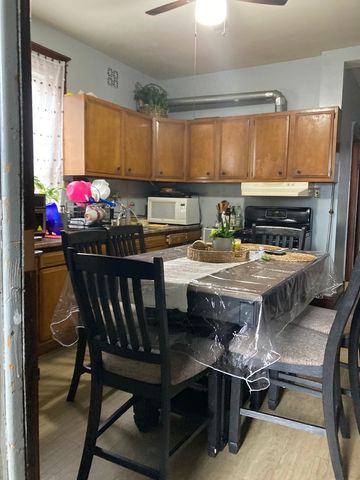 2239 S Central Avenue, Cicero, IL 60804