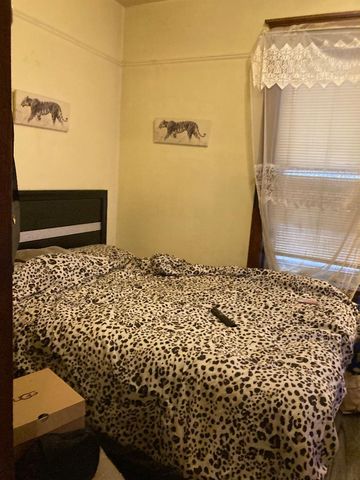 2239 S Central Avenue, Cicero, IL 60804