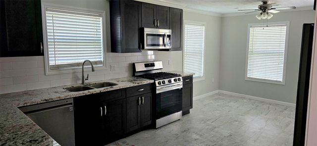 1209 George Street, Rosenberg, TX 77471