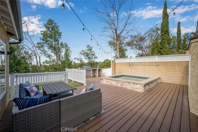 22995 Via San Juan, Mission Viejo, CA 92691