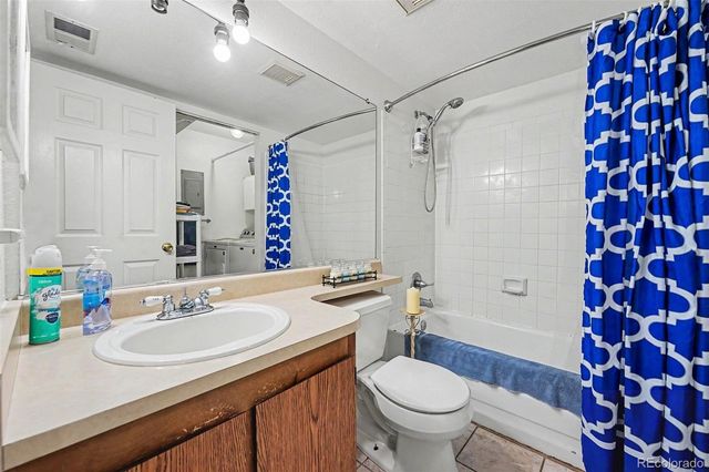 3484 S Eagle Street 104, Aurora, CO 80014