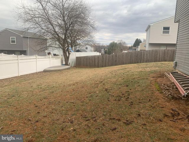 4981 PERSIMMON DR, Reading, PA 19606