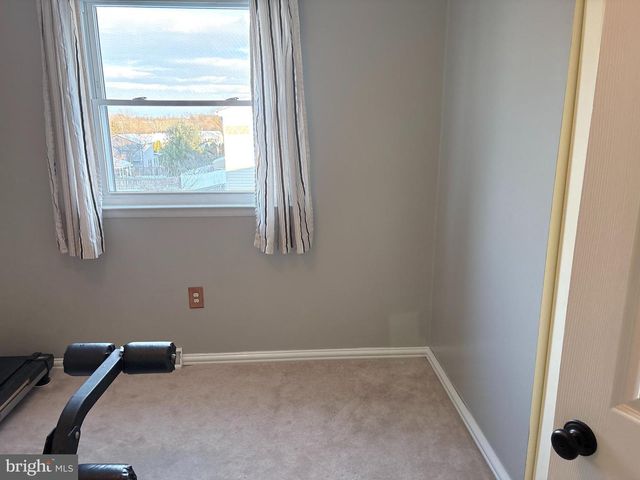 4981 PERSIMMON DR, Reading, PA 19606