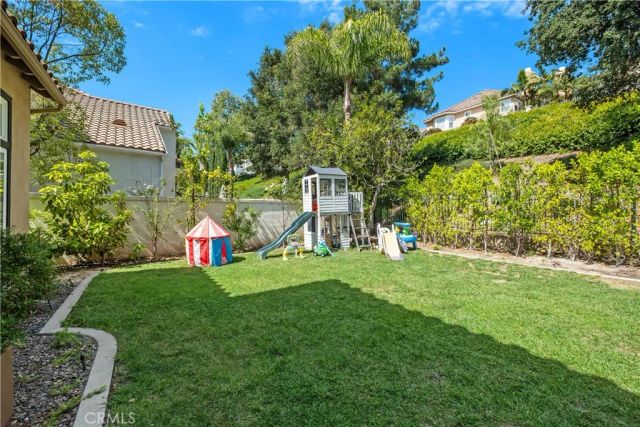 22 Lawnridge, Rancho Santa Margarita, CA 92679