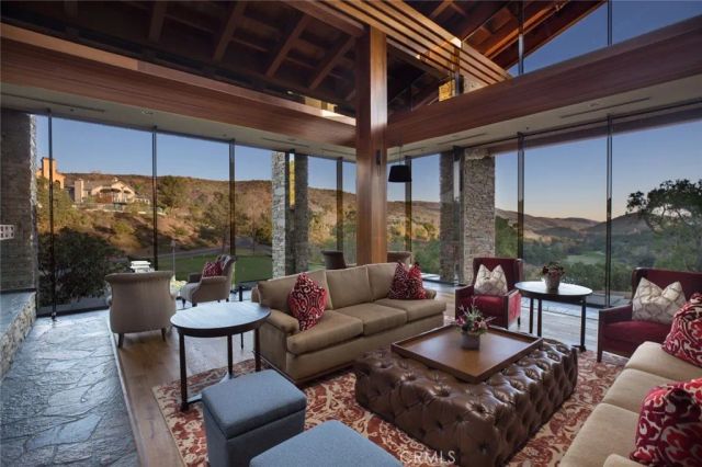 22 Lawnridge, Rancho Santa Margarita, CA 92679