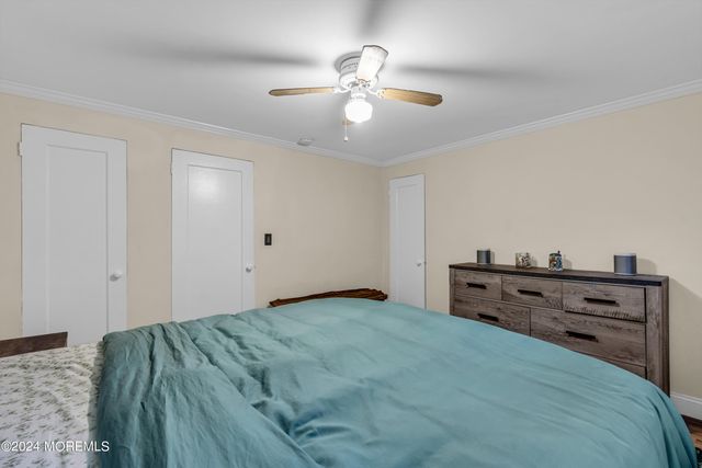 6 Manor Drive, Red Bank, NJ 07701