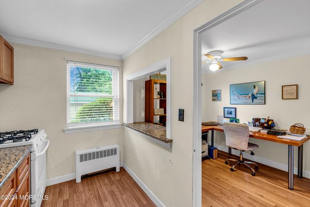 6 Manor Drive, Red Bank, NJ 07701