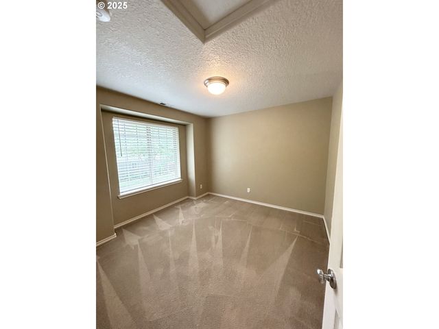 15779 Sw HARVESTER Ln, Sherwood, OR 97140