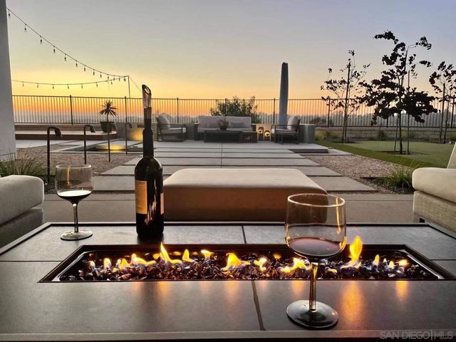 6372 Meadowbrush Cir, San Diego, CA 92130