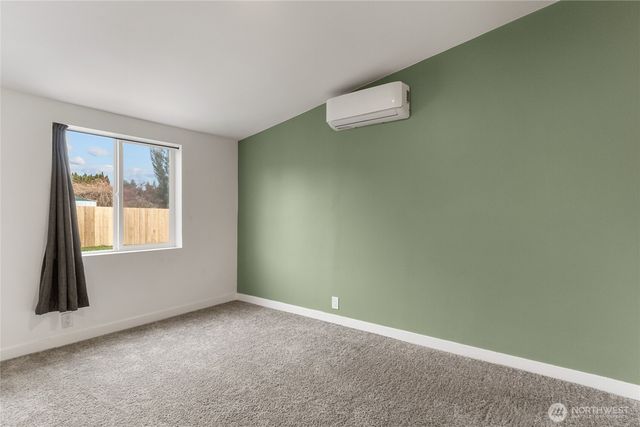 652 S Larch Avenue, East Wenatchee, WA 98802