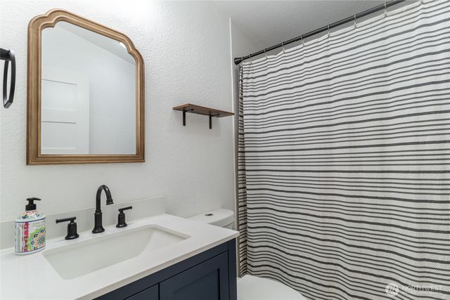 652 S Larch Avenue, East Wenatchee, WA 98802