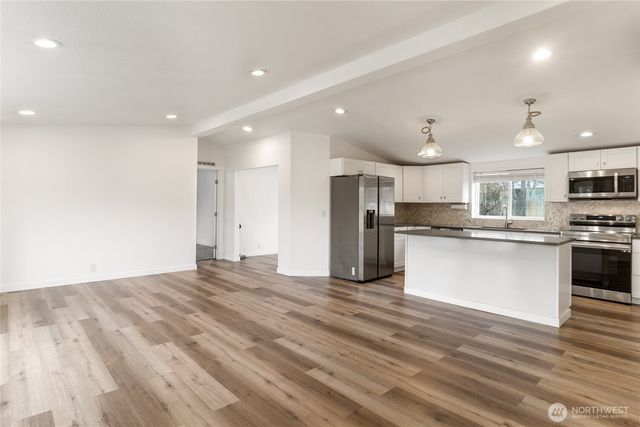 652 S Larch Avenue, East Wenatchee, WA 98802