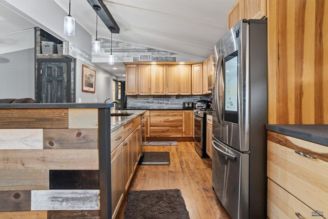14950 W HILLSVIEW DR, Piedmont, SD 57769