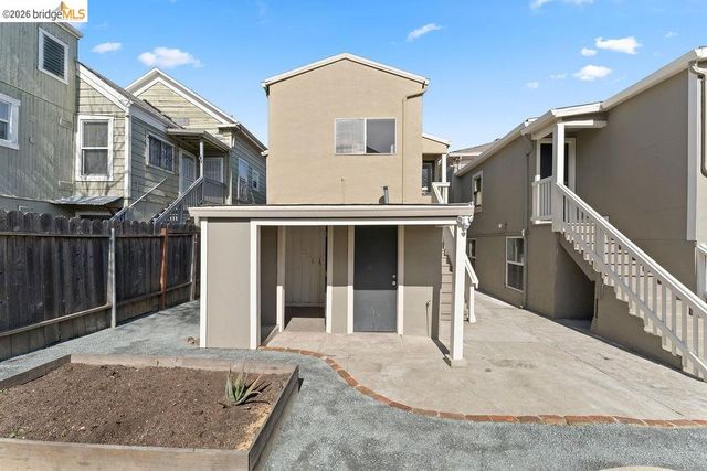 779 17th St, Oakland, CA 94612