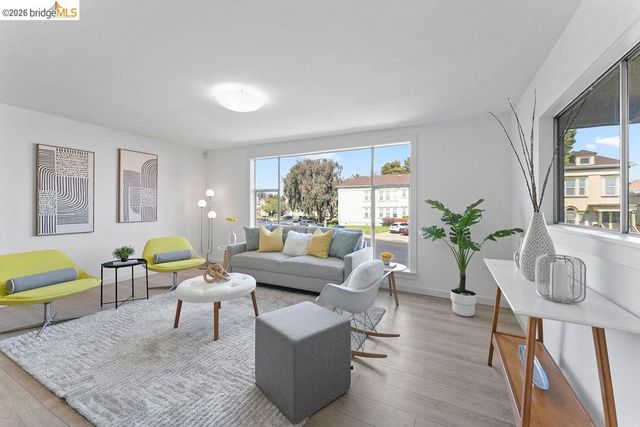 779 17th St, Oakland, CA 94612