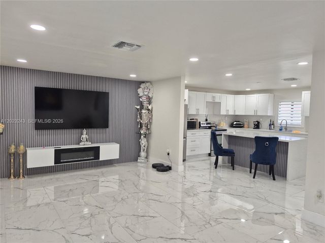 553 SW 6th Ct, Florida City, FL 33034