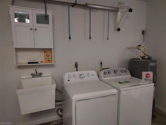 2205 NW 15th ST, Cape Coral, FL 33993
