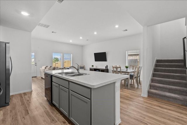 512 Maple Bend Lane, La Marque, TX 77568