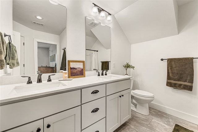 104 Dobson Street, Pea Ridge, AR 72751