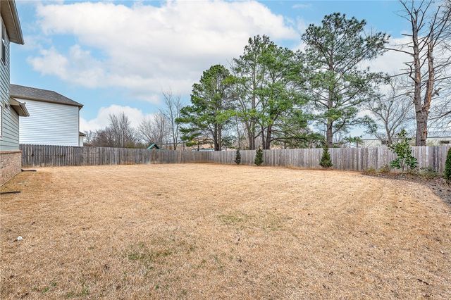 104 Dobson Street, Pea Ridge, AR 72751