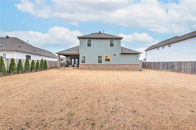 104 Dobson Street, Pea Ridge, AR 72751