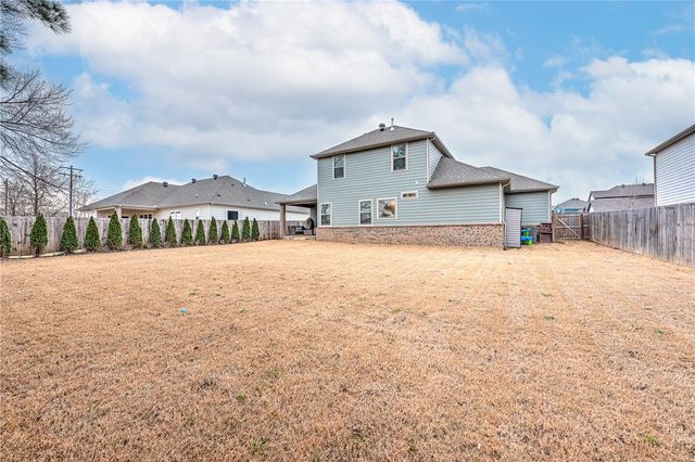 104 Dobson Street, Pea Ridge, AR 72751