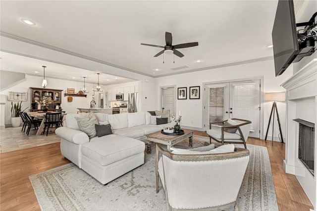 104 Dobson Street, Pea Ridge, AR 72751