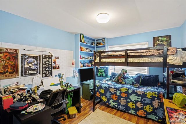 3188 Ponemah Drive, Fenton, MI 48430