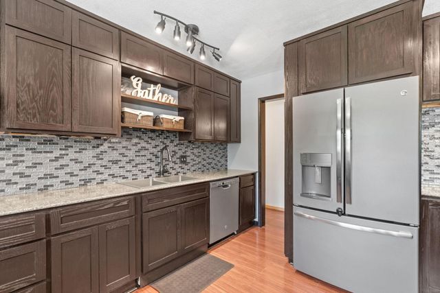 4600 France Avenue N, Robbinsdale, MN 55422