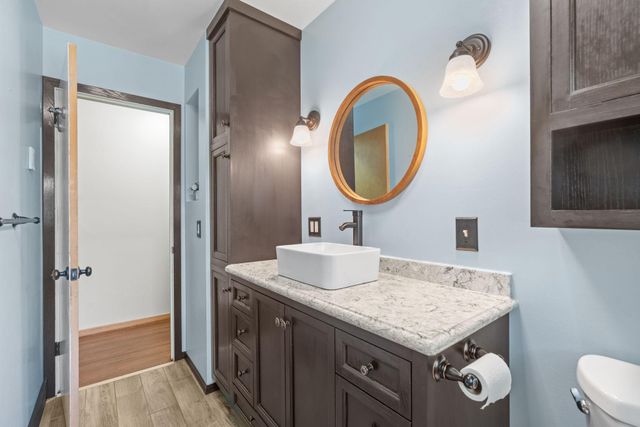 4600 France Avenue N, Robbinsdale, MN 55422