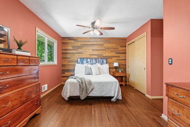 4600 France Avenue N, Robbinsdale, MN 55422