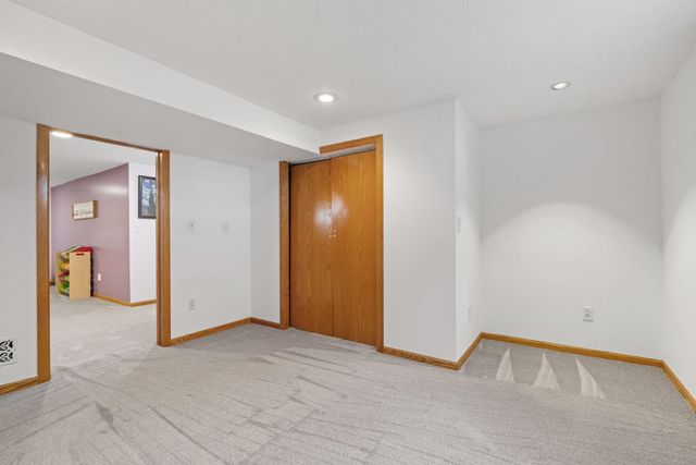 4600 France Avenue N, Robbinsdale, MN 55422
