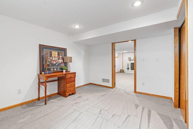 4600 France Avenue N, Robbinsdale, MN 55422
