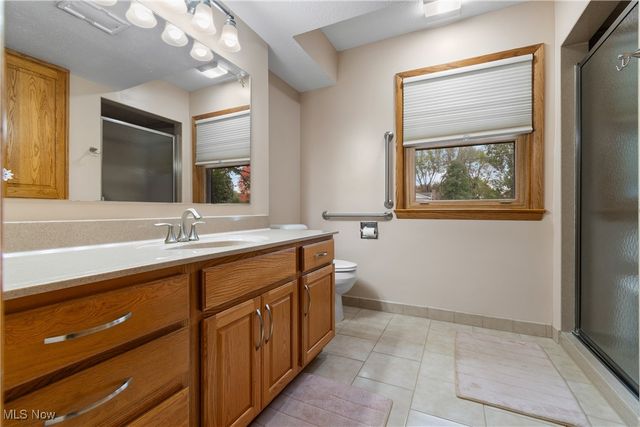 3885 Hugh Street NW, Uniontown, OH 44685