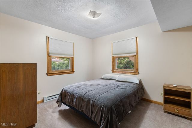 3885 Hugh Street NW, Uniontown, OH 44685