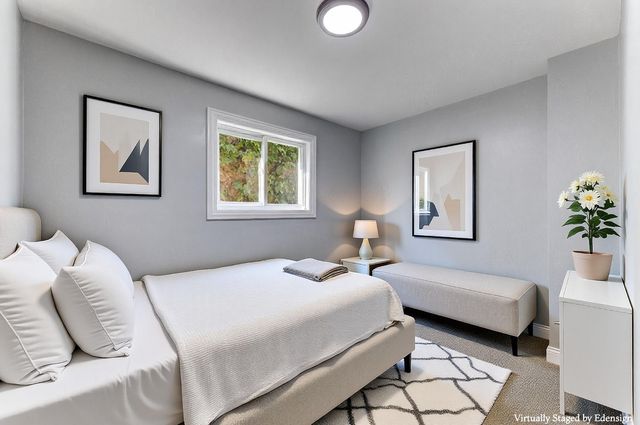 7237 S St Lawrence Avenue, Chicago, IL 60619