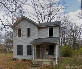 32 Anna Street, Dayton, OH 45417
