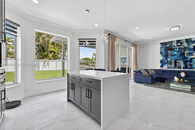 18498 E Covington Trce, Boca Raton, FL 33498