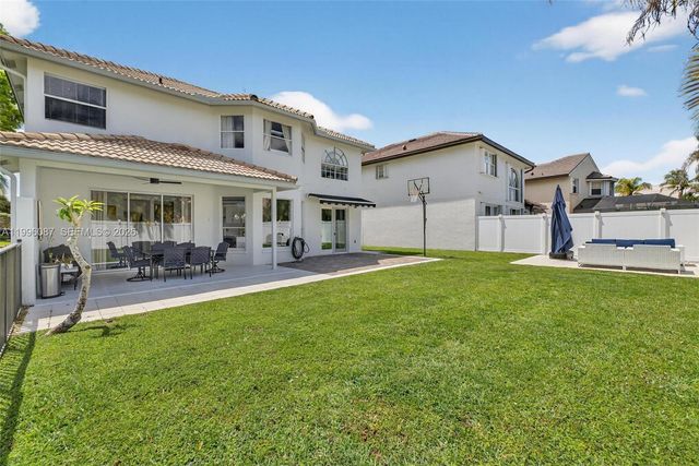 18498 E Covington Trce, Boca Raton, FL 33498