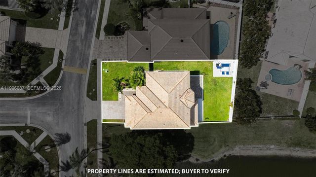 18498 E Covington Trce, Boca Raton, FL 33498
