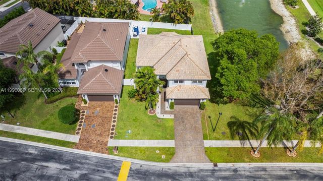 18498 E Covington Trce, Boca Raton, FL 33498