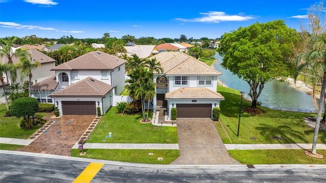 18498 E Covington Trce, Boca Raton, FL 33498